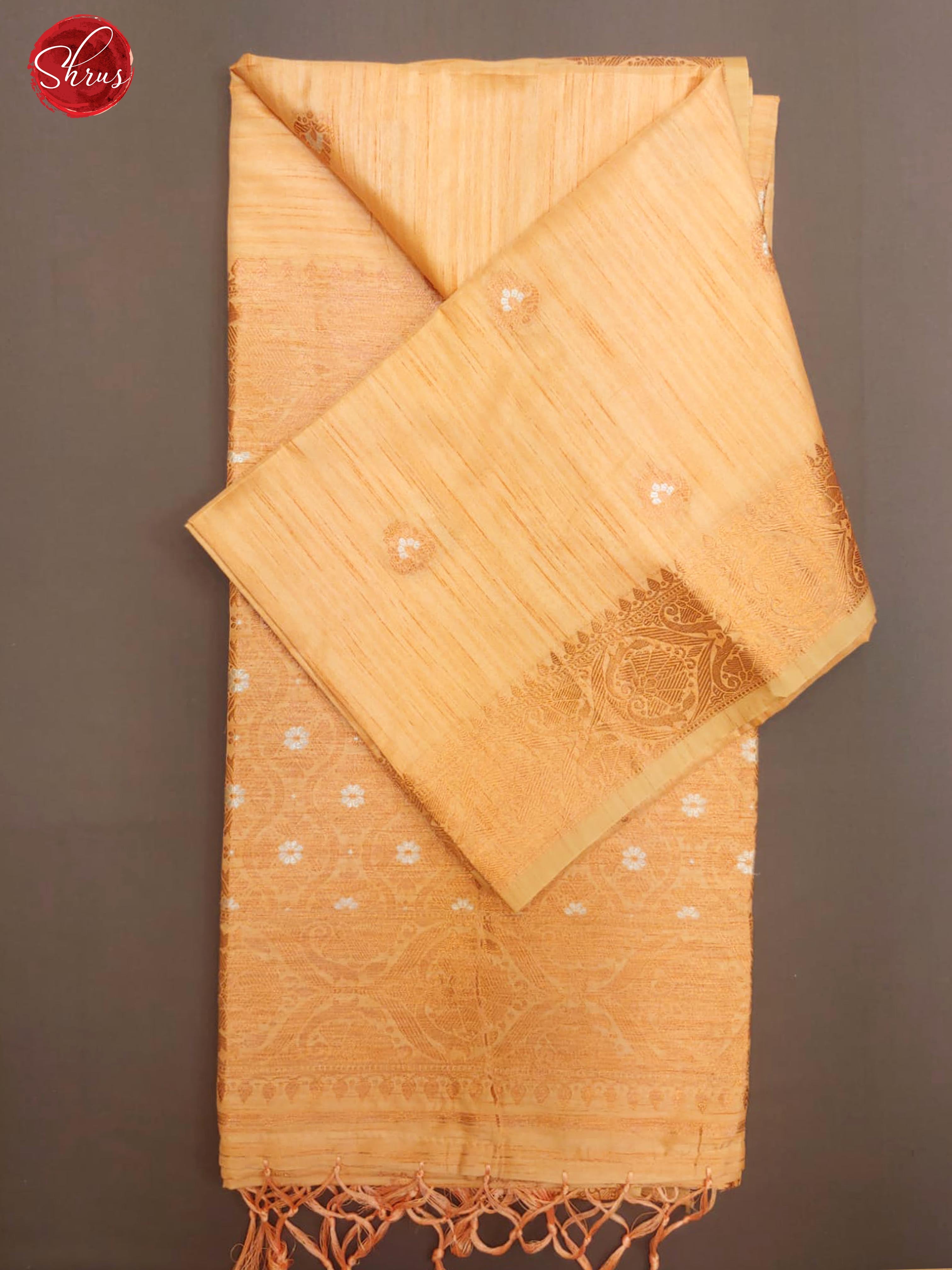 Peach(Single Tone) - Semi Banarasi with zari woven floral buttas on the body& Zari Border - Shop on ShrusEternity.com