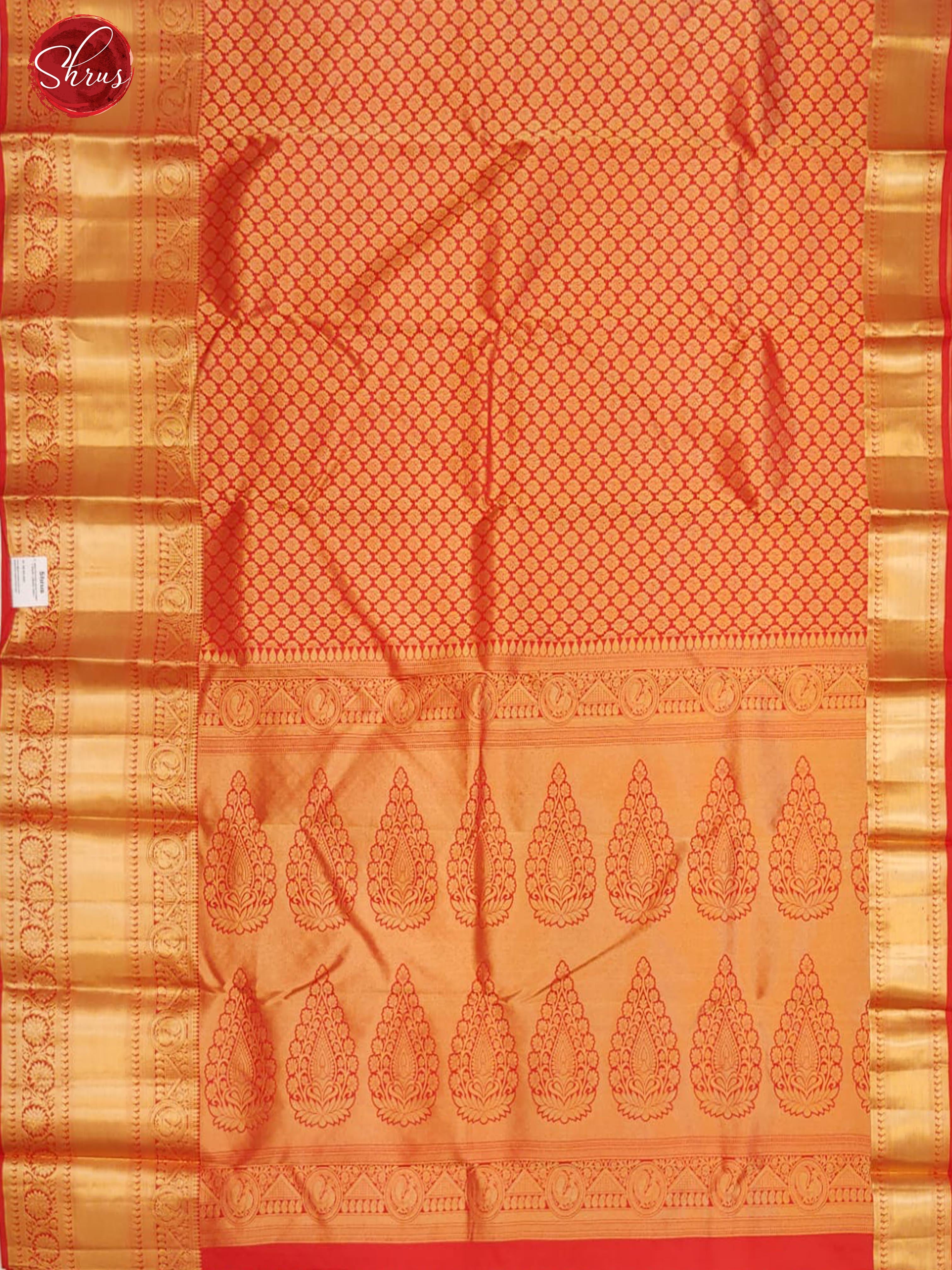 Red(Single Tone)- Kanchipuram Silk with zari woven floral buttas on the body & Zari Border - Shop on ShrusEternity.com