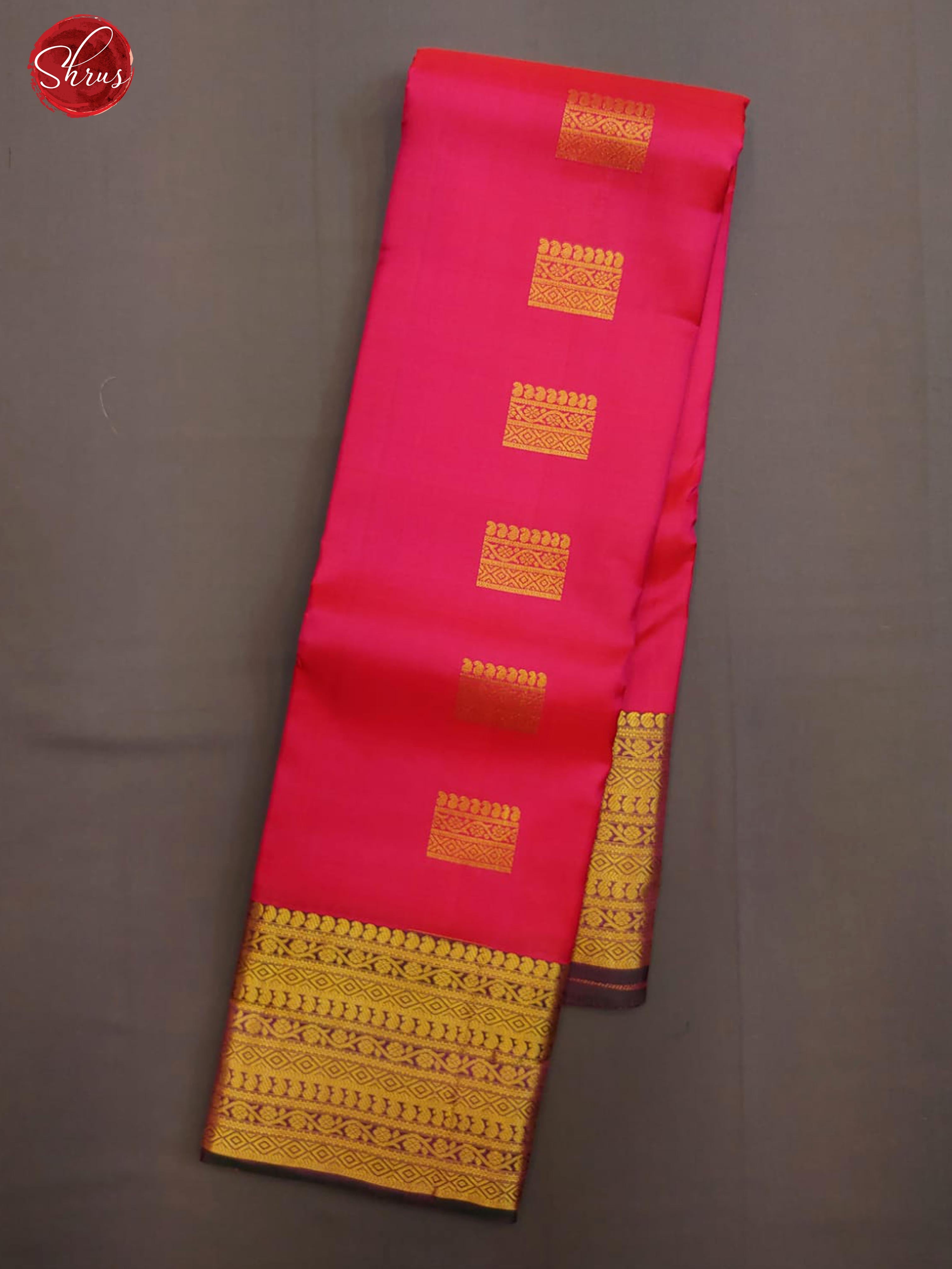 Rani Pink & Bottle Green- Kanchipuram Silk with Zari woven block motifs on the body & Zari Border - Shop on ShrusEternity.com