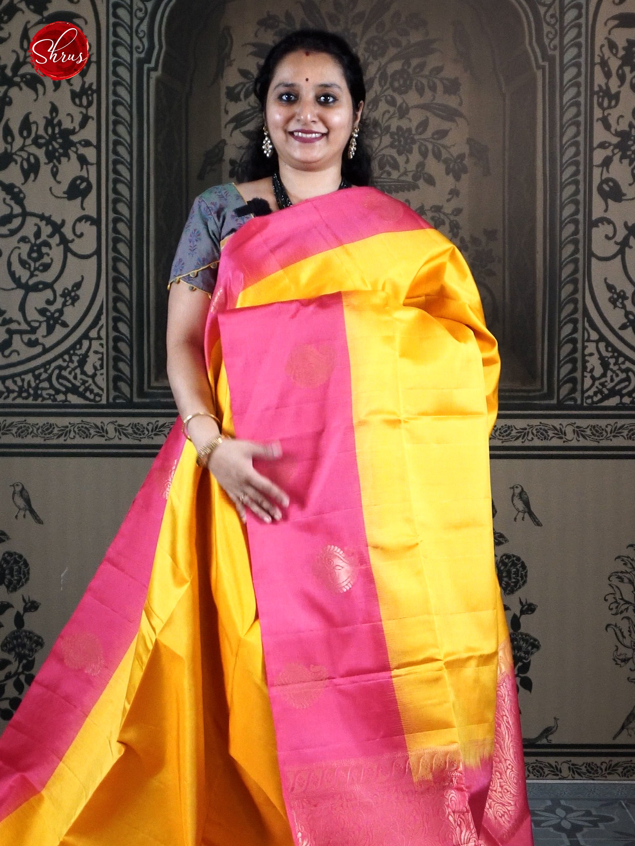 Mustard & Pink - Soft Silk with plain Body & Contrast Border - Shop on ShrusEternity.com