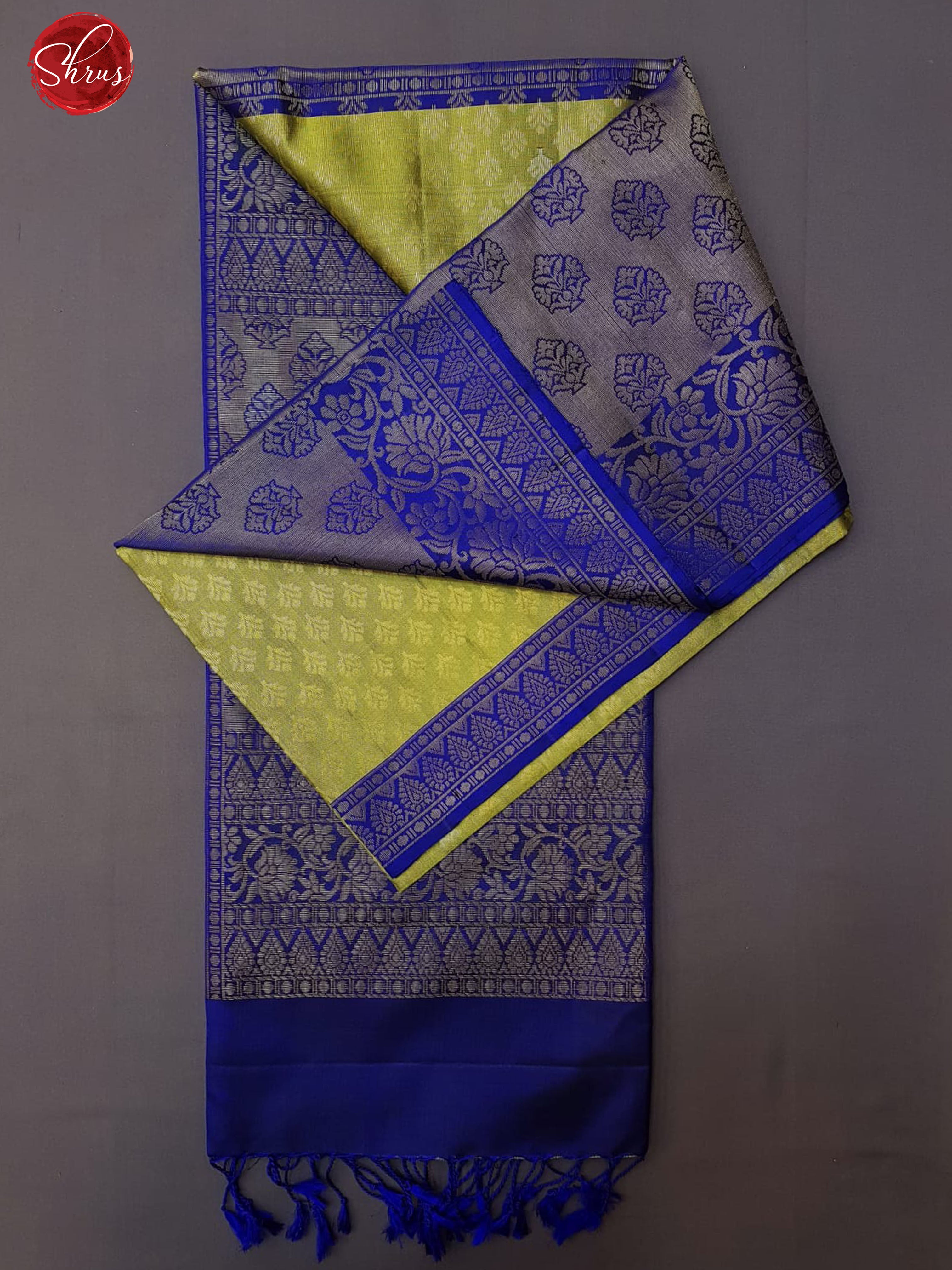 Green & Blue - Soft Silk with zari woven floral buttas on the body & Contrast zari border - Shop on ShrusEternity.com