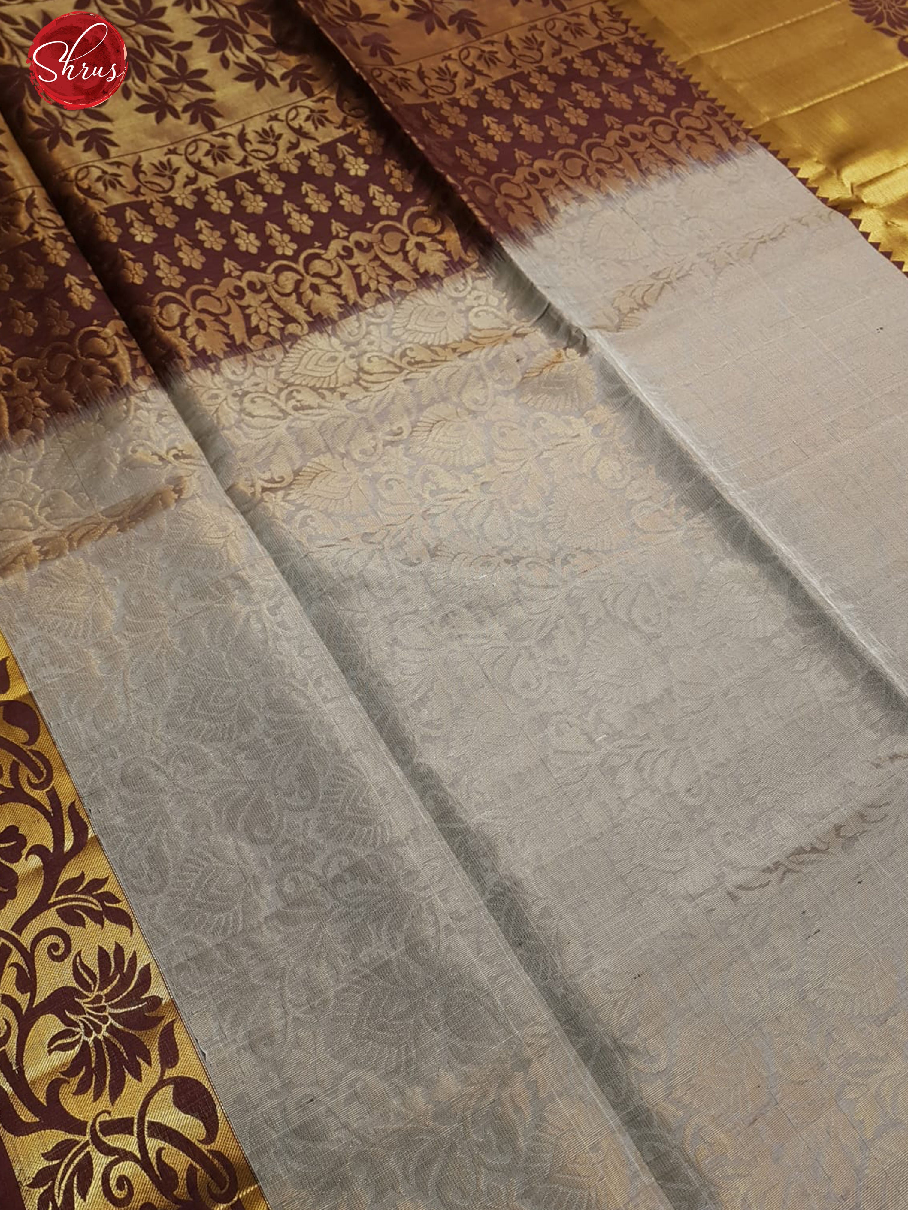 Grey & Brown - Soft Silk with zari woven floral nestling brocade on the body & Contrast Zari Border - Shop on ShrusEternity.com