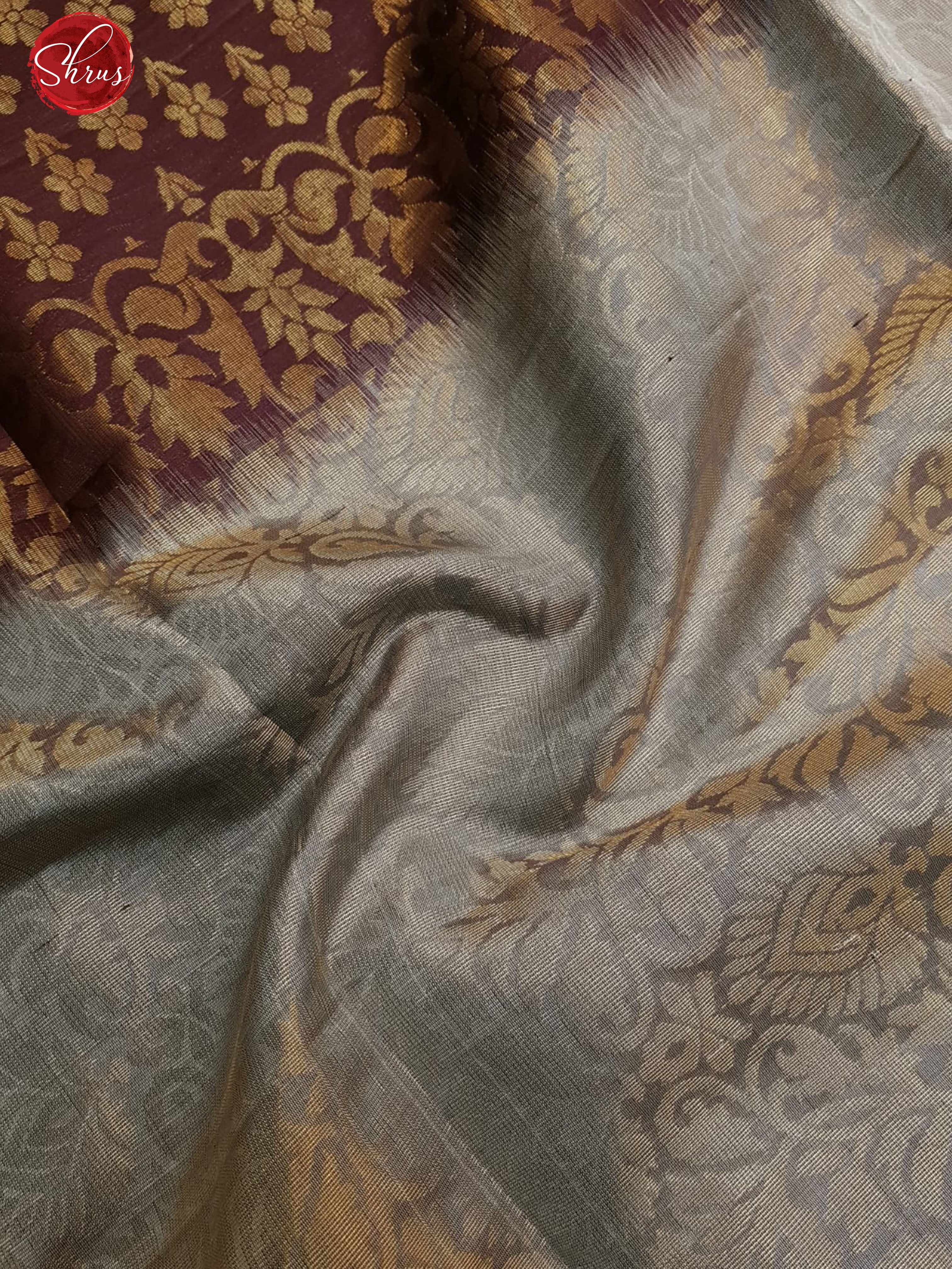 Grey & Brown - Soft Silk with zari woven floral nestling brocade on the body & Contrast Zari Border - Shop on ShrusEternity.com