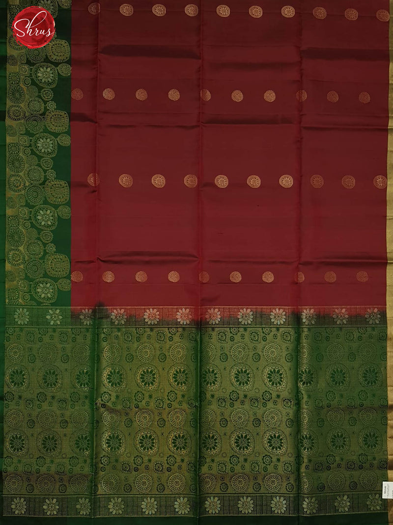 Arakku Maroon & Green -  Soft Silk with zari woven floral buttas on the body & Zari Border - Shop on ShrusEternity.com