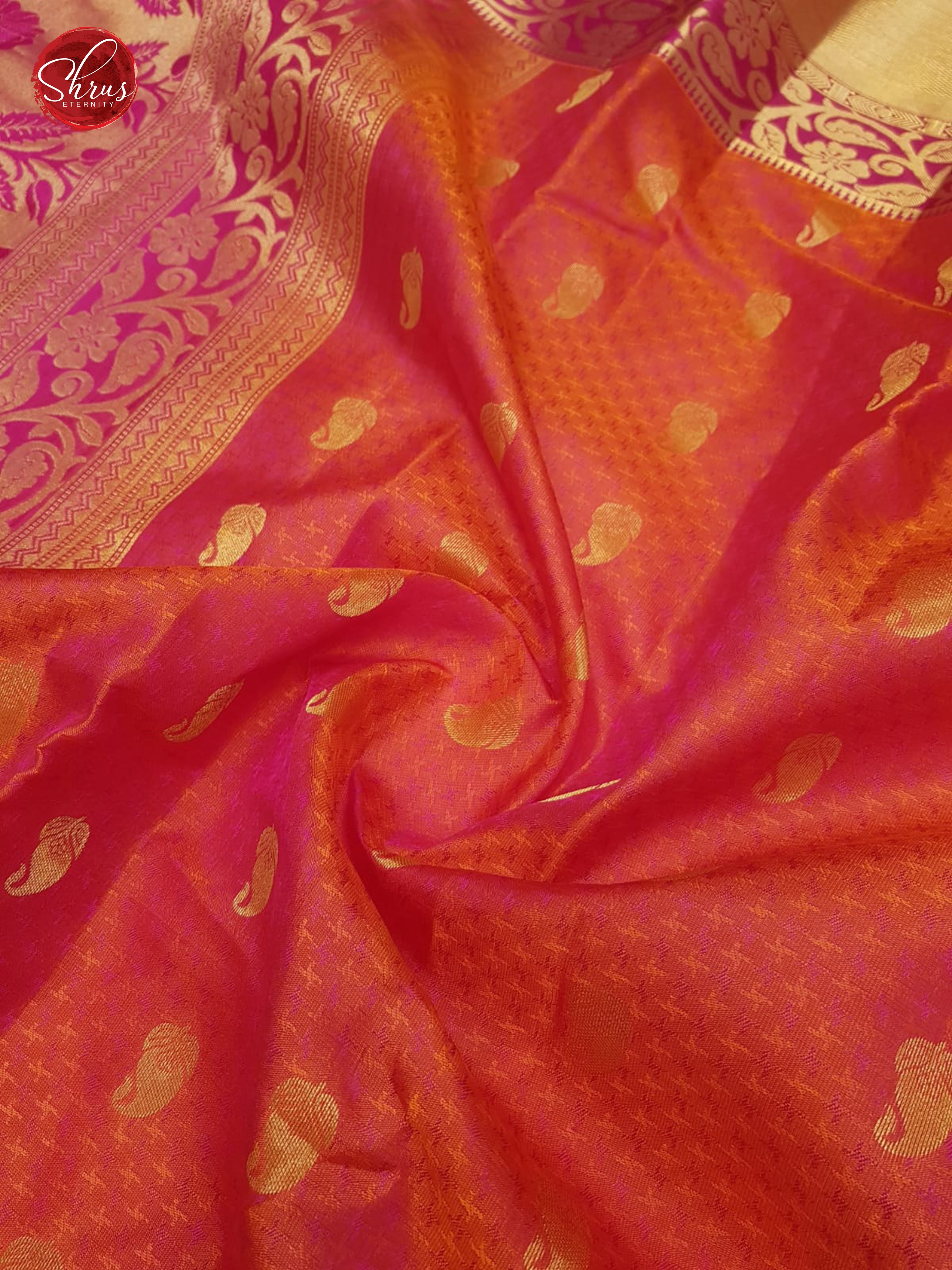 Orangish Pink & Pink -Kanchipuram Silk with zari buttas on the body & Contrast zari Border - Shop on ShrusEternity.com