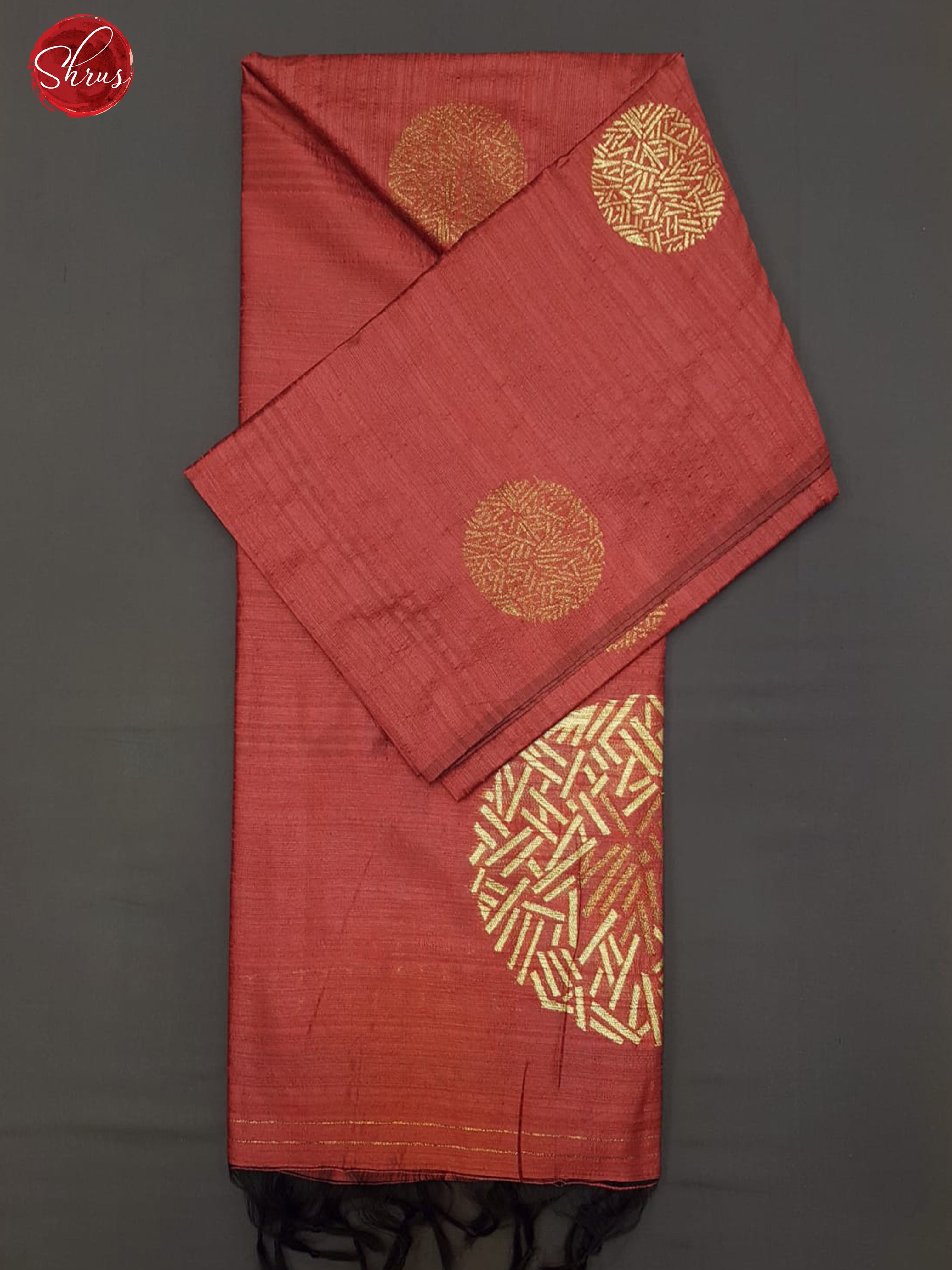 Reddish Pink(Single Tone)- Borderless Semi Raw Silk with zari floral motifs  on  the body - Shop on ShrusEternity.com