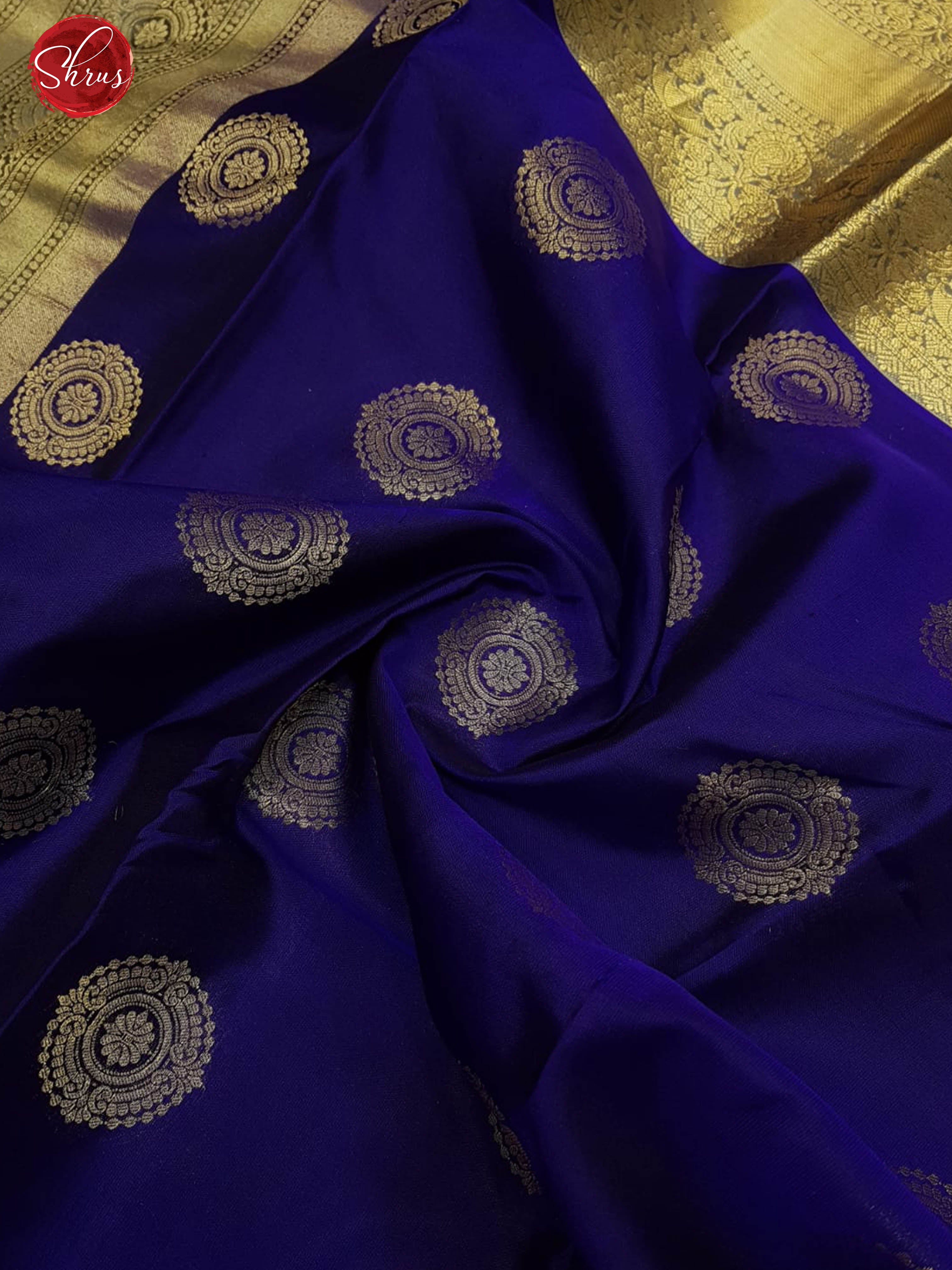 Blue and Grey - Kanchipuram Silk with zari woven floral motifs on the body and contrast zari border - Shop on ShrusEternity.com