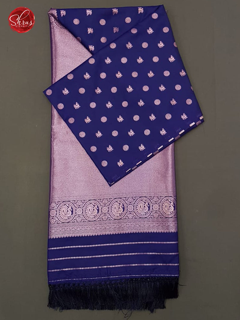 Purple(Single Tone)- Borderless Semi Kanchipuram with Zari woven  buttas   on the body - Shop on ShrusEternity.com