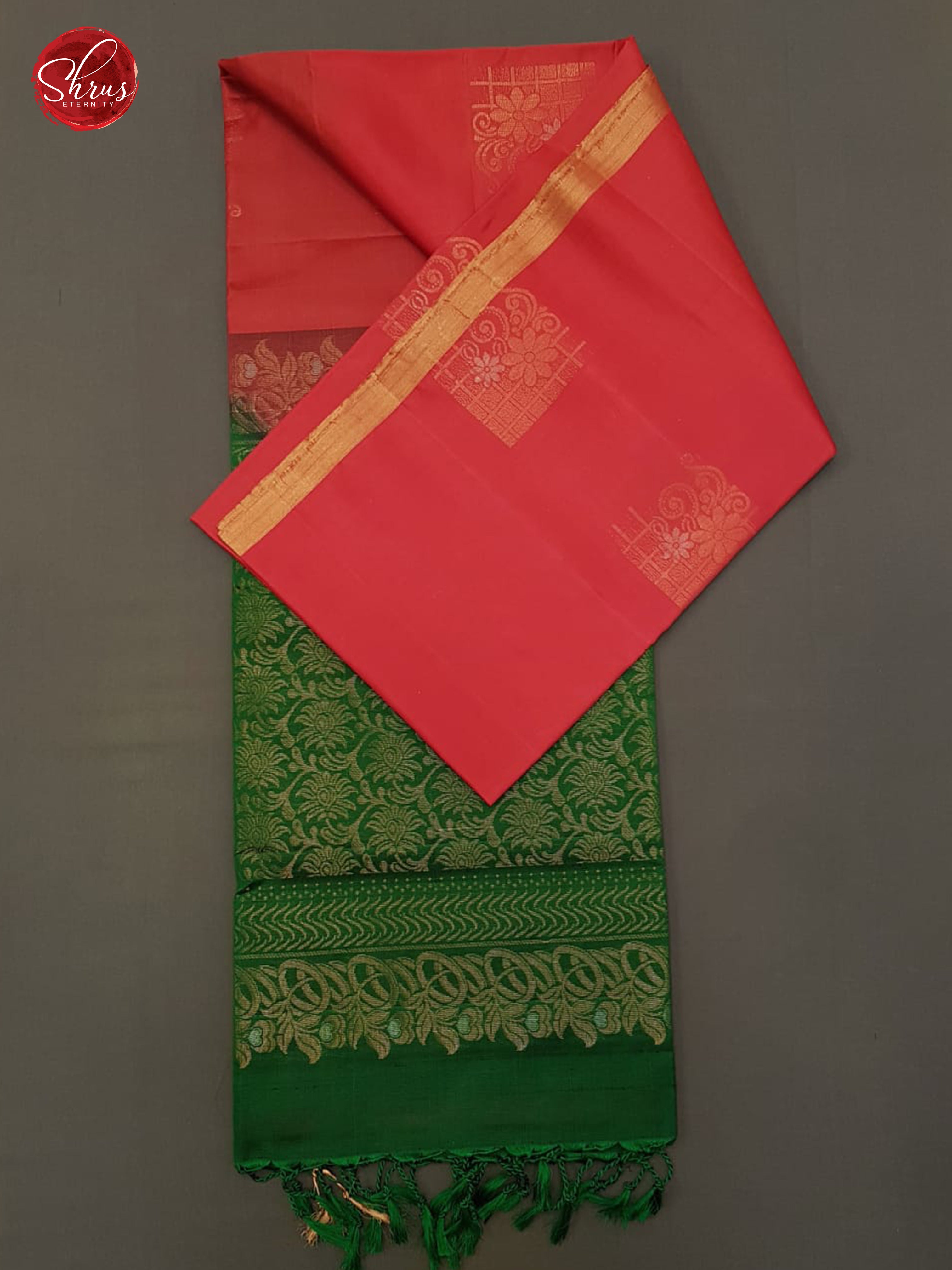 Red & Green -  Borderless  Silk  (half-Pure) with  Zari woven  floral motifs on the body - Shop on ShrusEternity.com