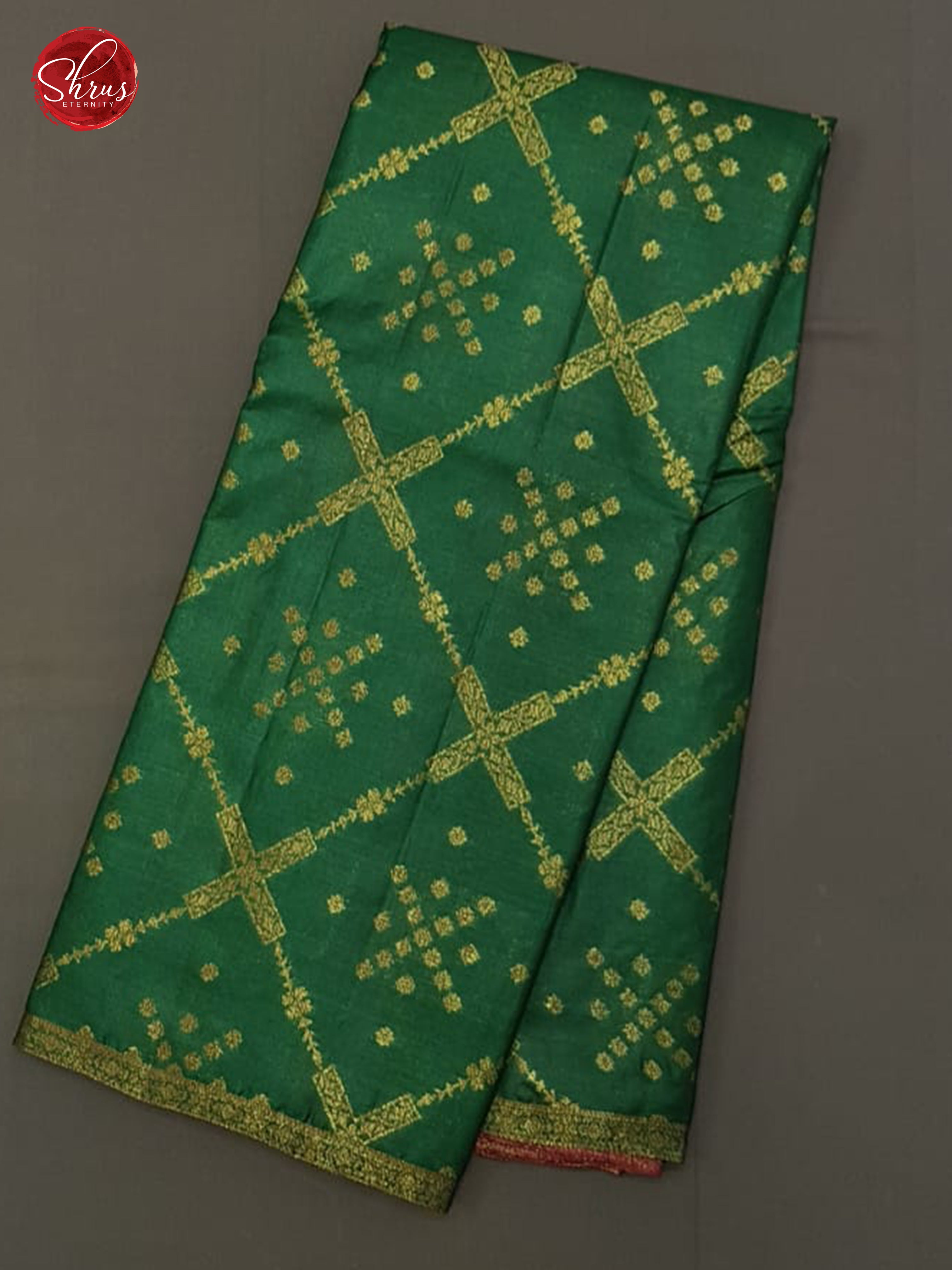 Green & Red - Borderless  Tussar with zari woven criss cross checks , floral motifs on the body - Shop on ShrusEternity.com