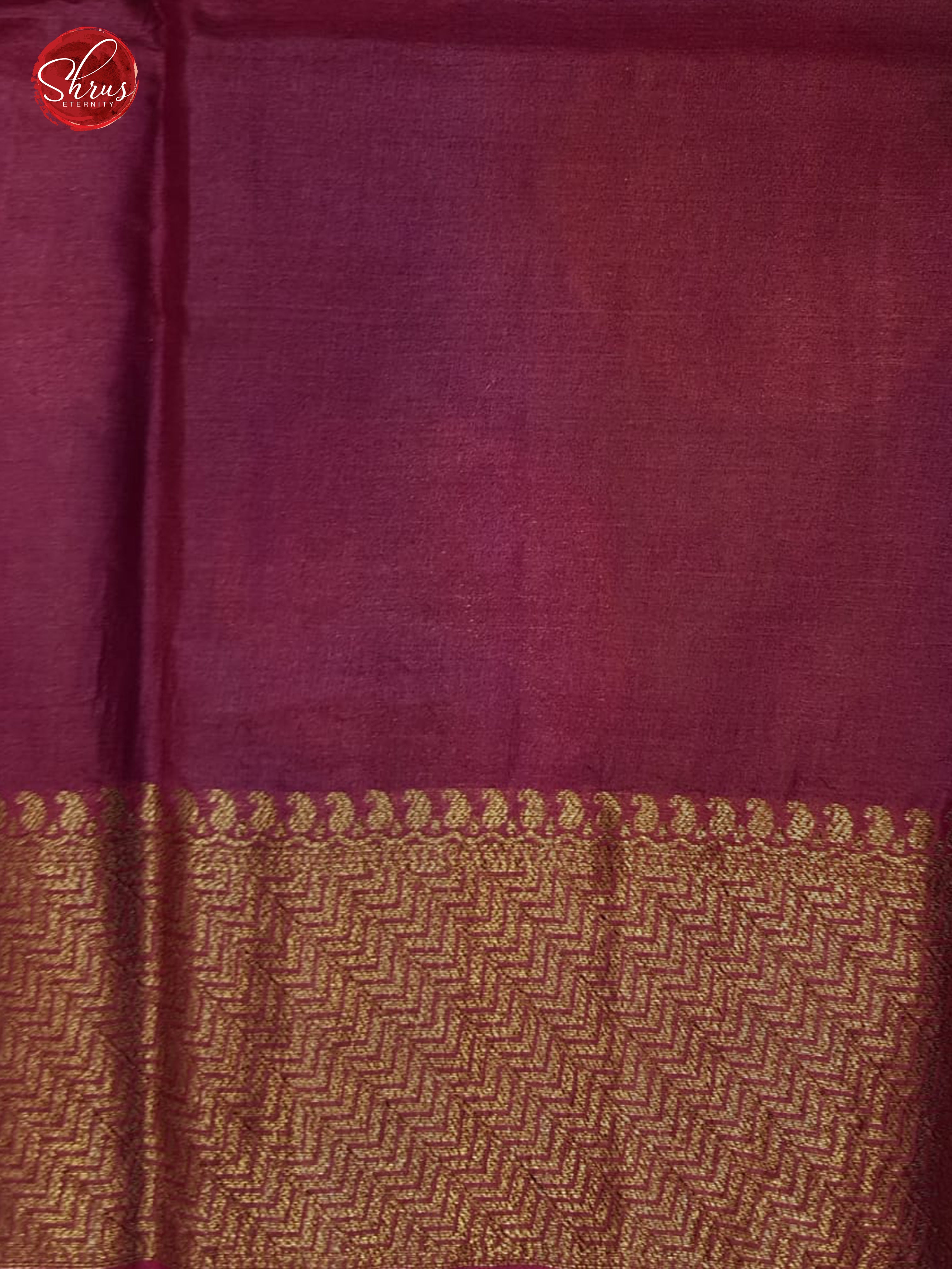 Green & Pink-  Tussar with zari woven floral chakra motifs on the body & Zari Border - Shop on ShrusEternity.com