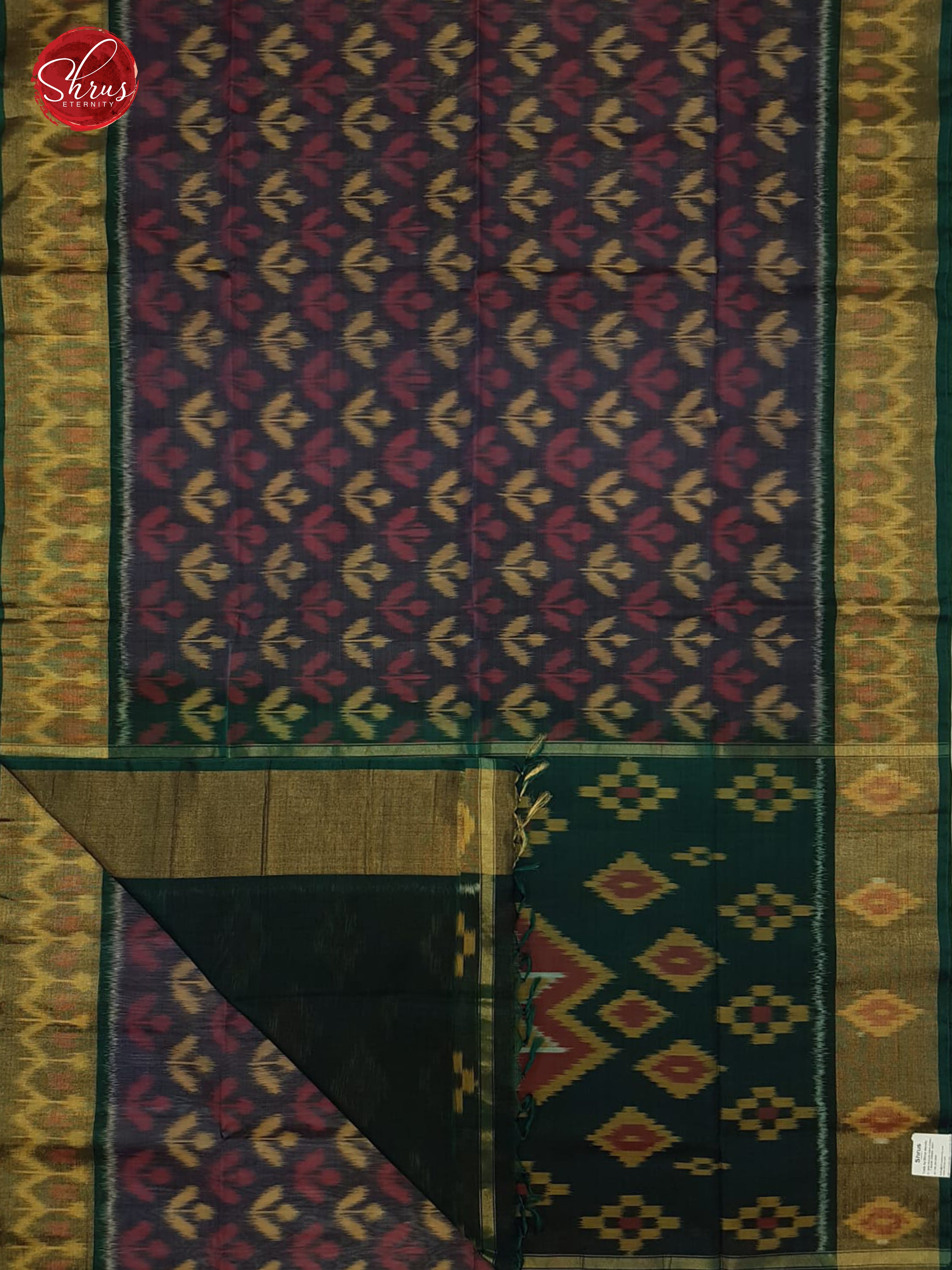 Grey & Green - Pochampally Silk Cotton with ikkat weaving pattern on the body & Contrast  zari border - Shop on ShrusEternity.com