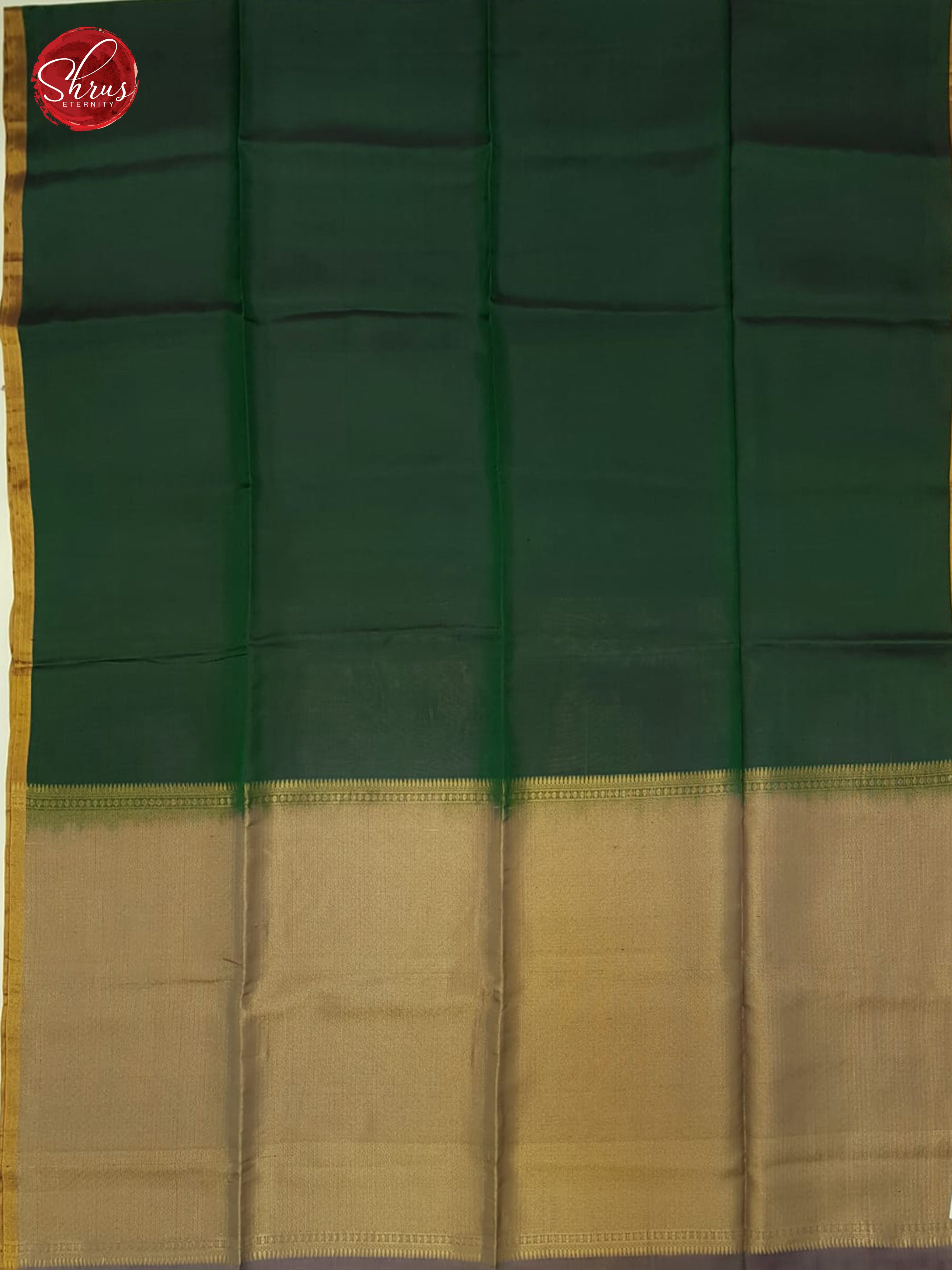 Green  & Gold - Borderless  Silk  (half-Pure) with  plain body - Shop on ShrusEternity.com