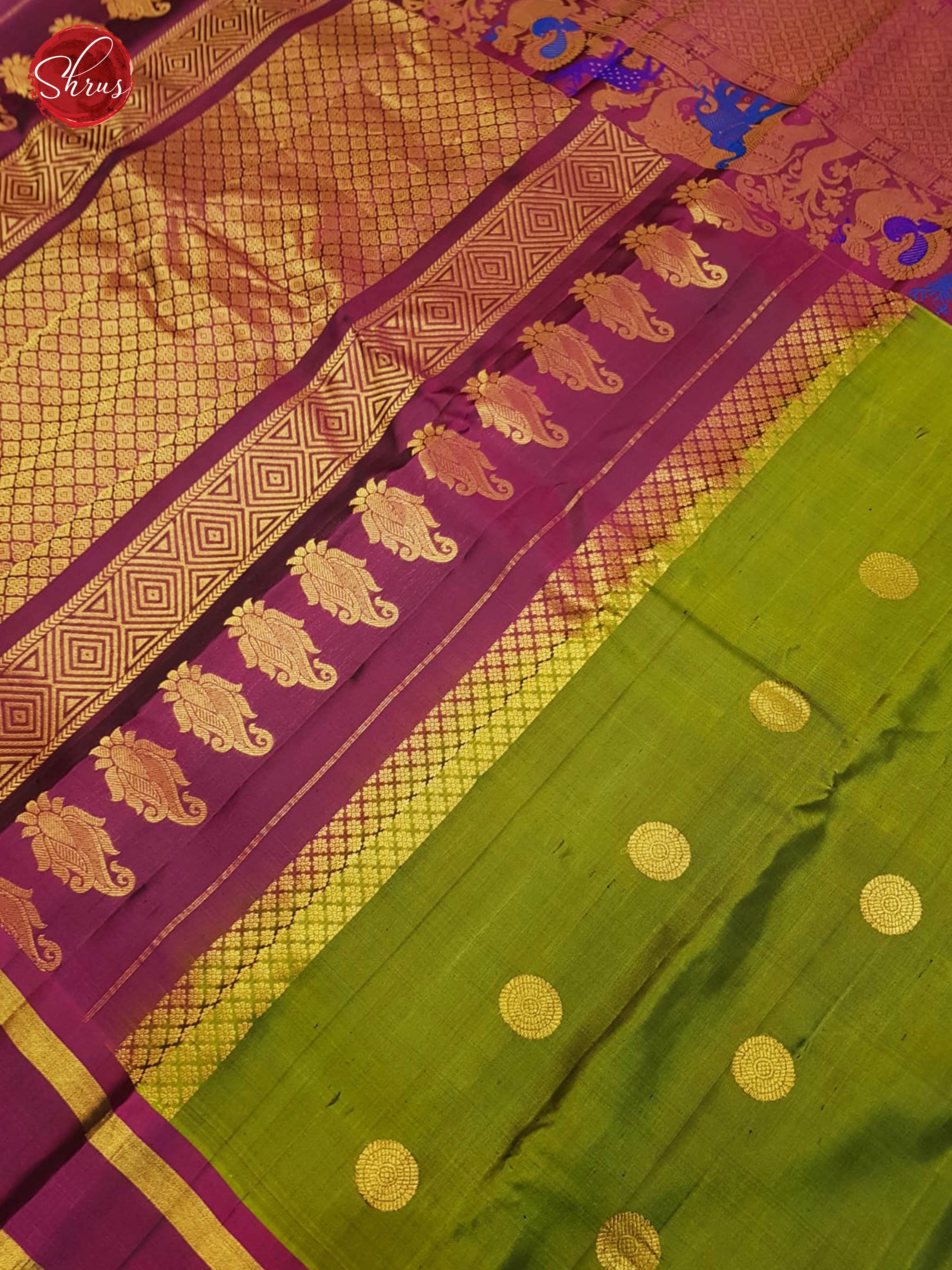 Green & Majenta Pink - Gadwal Silk with zari woven floral motifs on the body & Contrast Zari Border - Shop on ShrusEternity.com