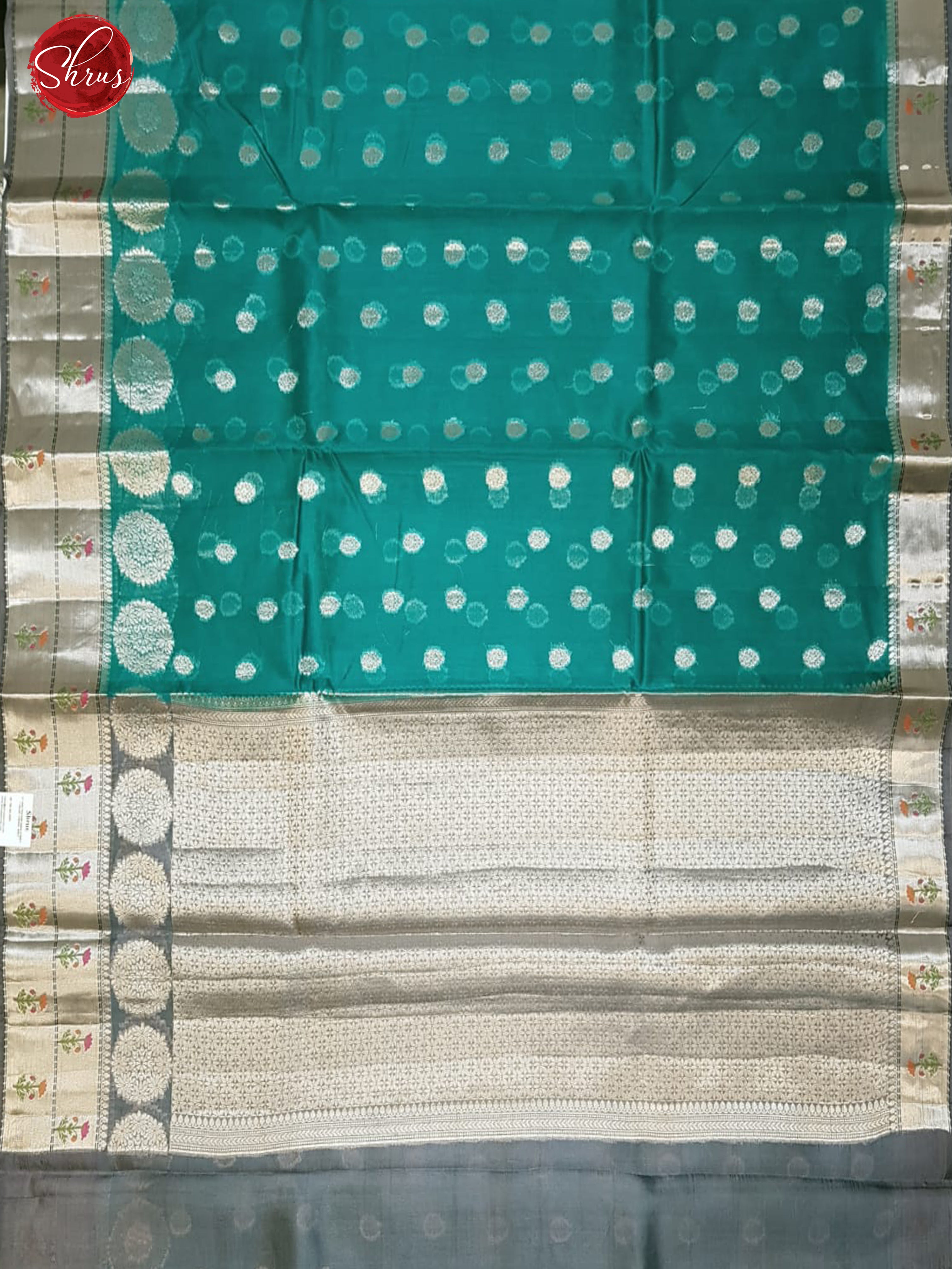 Green & Grey - Chiniya Silk with Zari woven buttas on the body& Contrast Zari Border - Shop on ShrusEternity.com