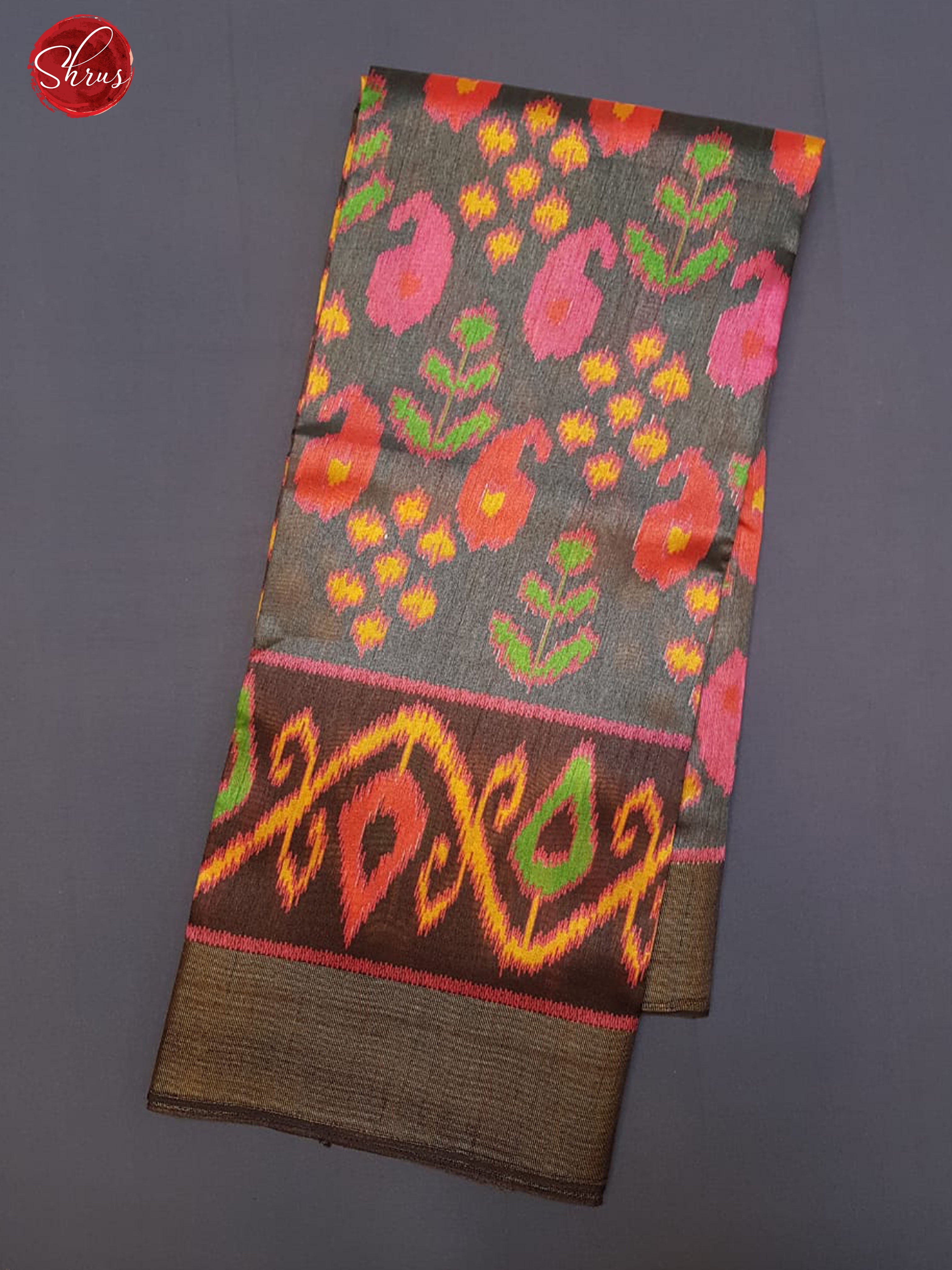 Grey & Brown - Semi Jute with floral print on the body& Zari Border - Shop on ShrusEternity.com